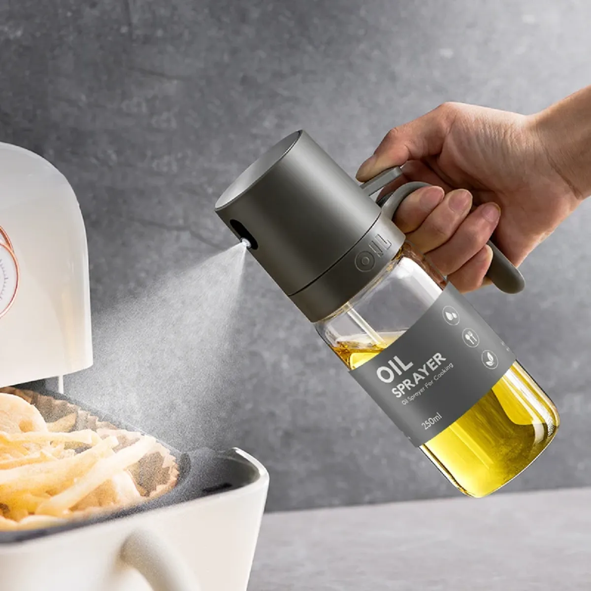 250ml Glass Oil Spray Bottle Cooking Oil Dispensers